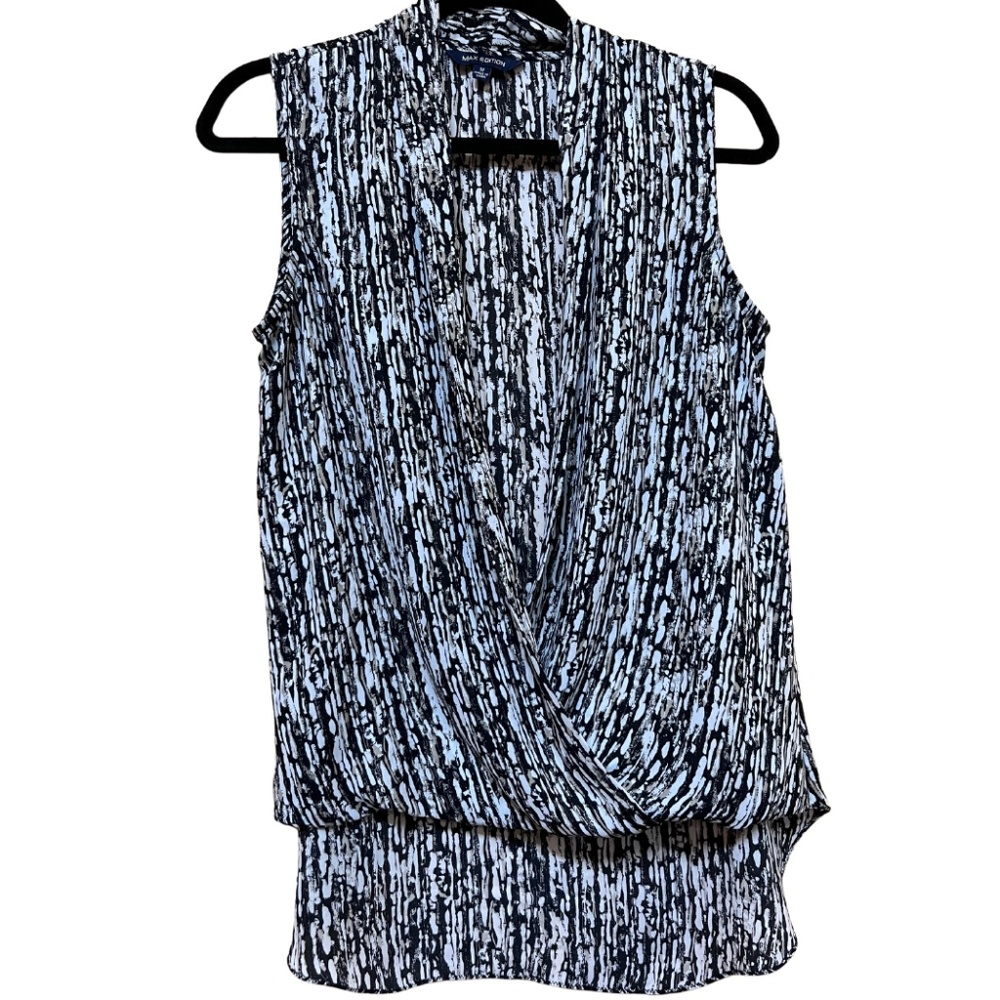 Max Edition Black, White, and Silver Blouse Size M